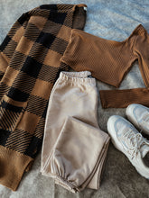 Load image into Gallery viewer, In Plaid Sweater- Mocha

